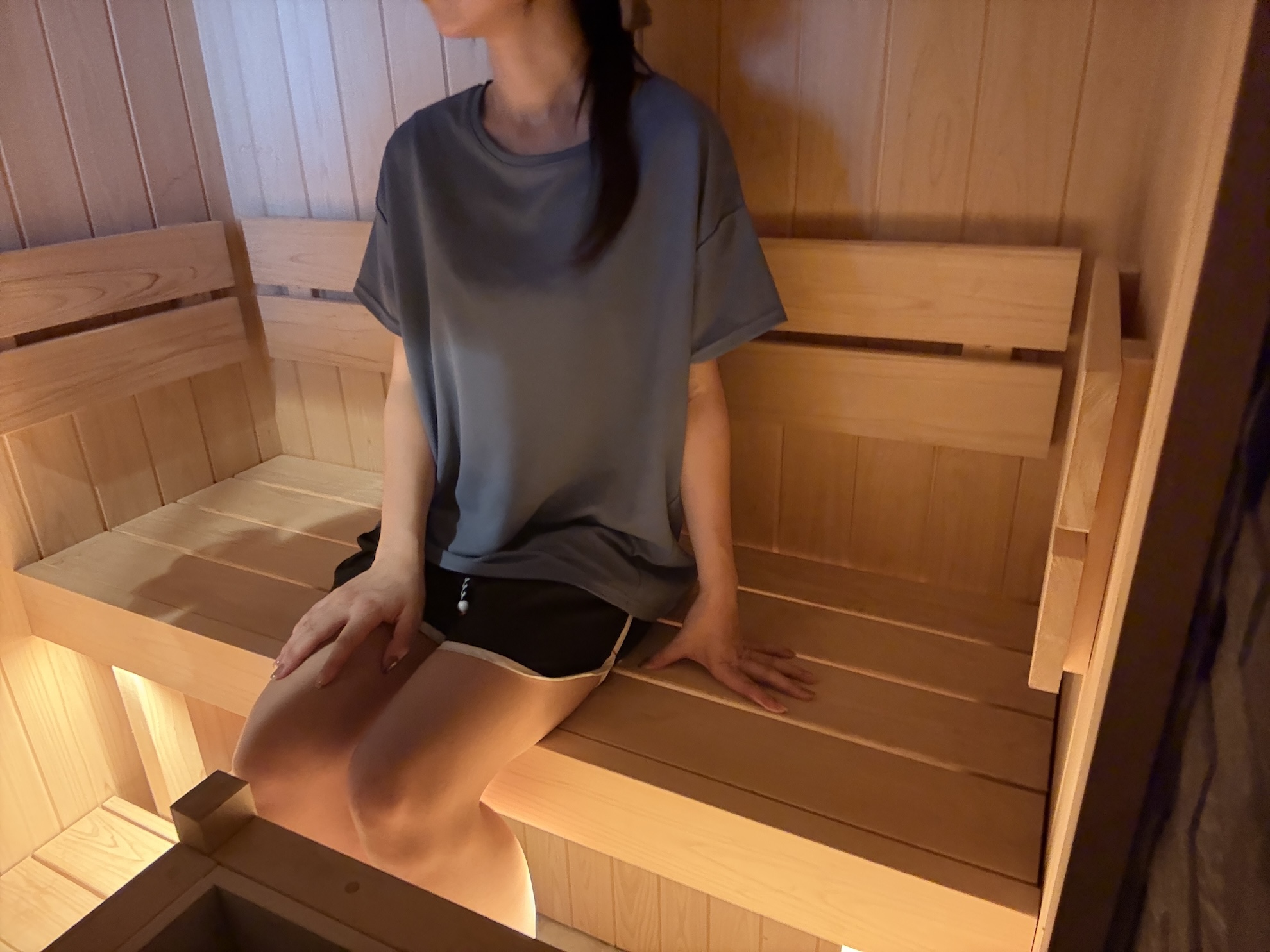波音を感じながら楽しむ夜のサウナ