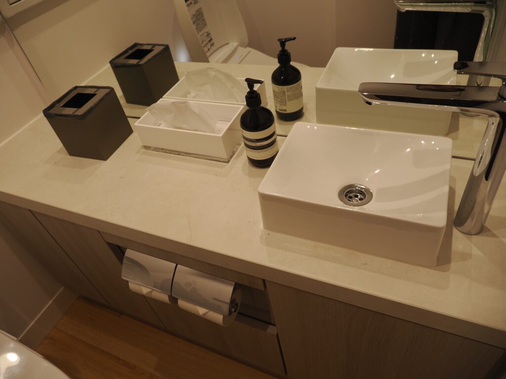 The Blue MIURA 5